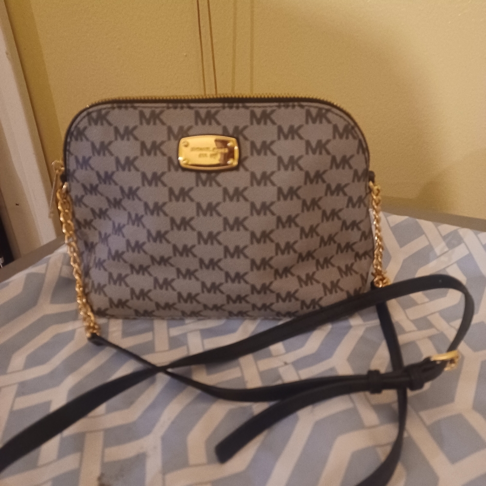Michael Kors crossbody